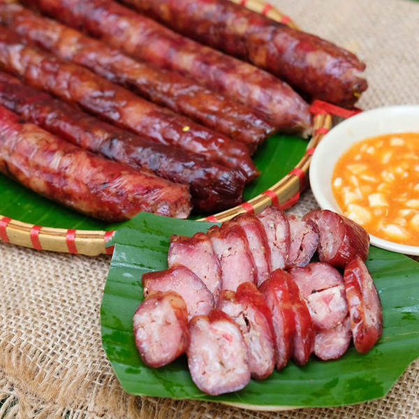 Lạp xưởng chiên thơm