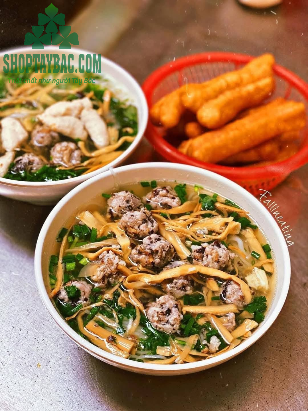Canh măng nấu mọc