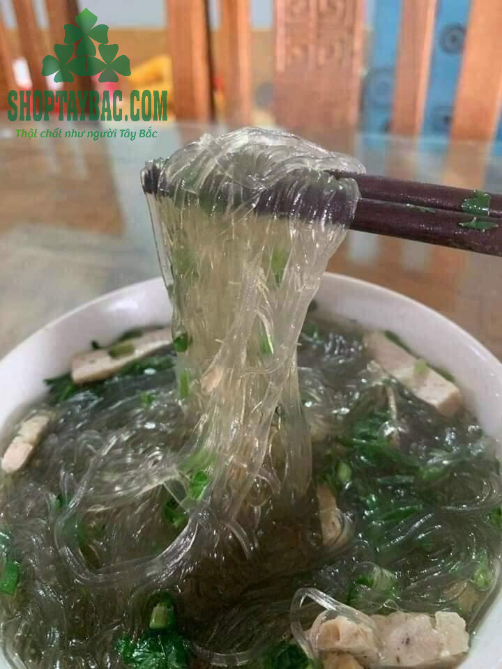 Canh miến dong nấu nước luộc gà