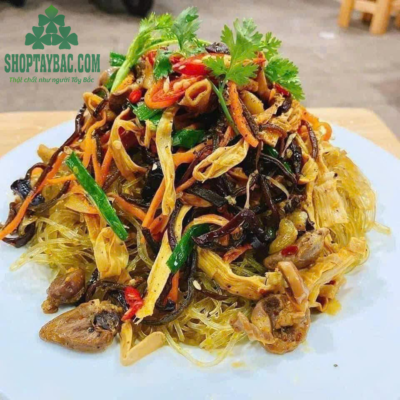 Măng sợi rối xào thập cẩm