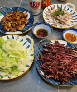 Thịt bò gác bếp là mồi nhậu hấp dẫn
