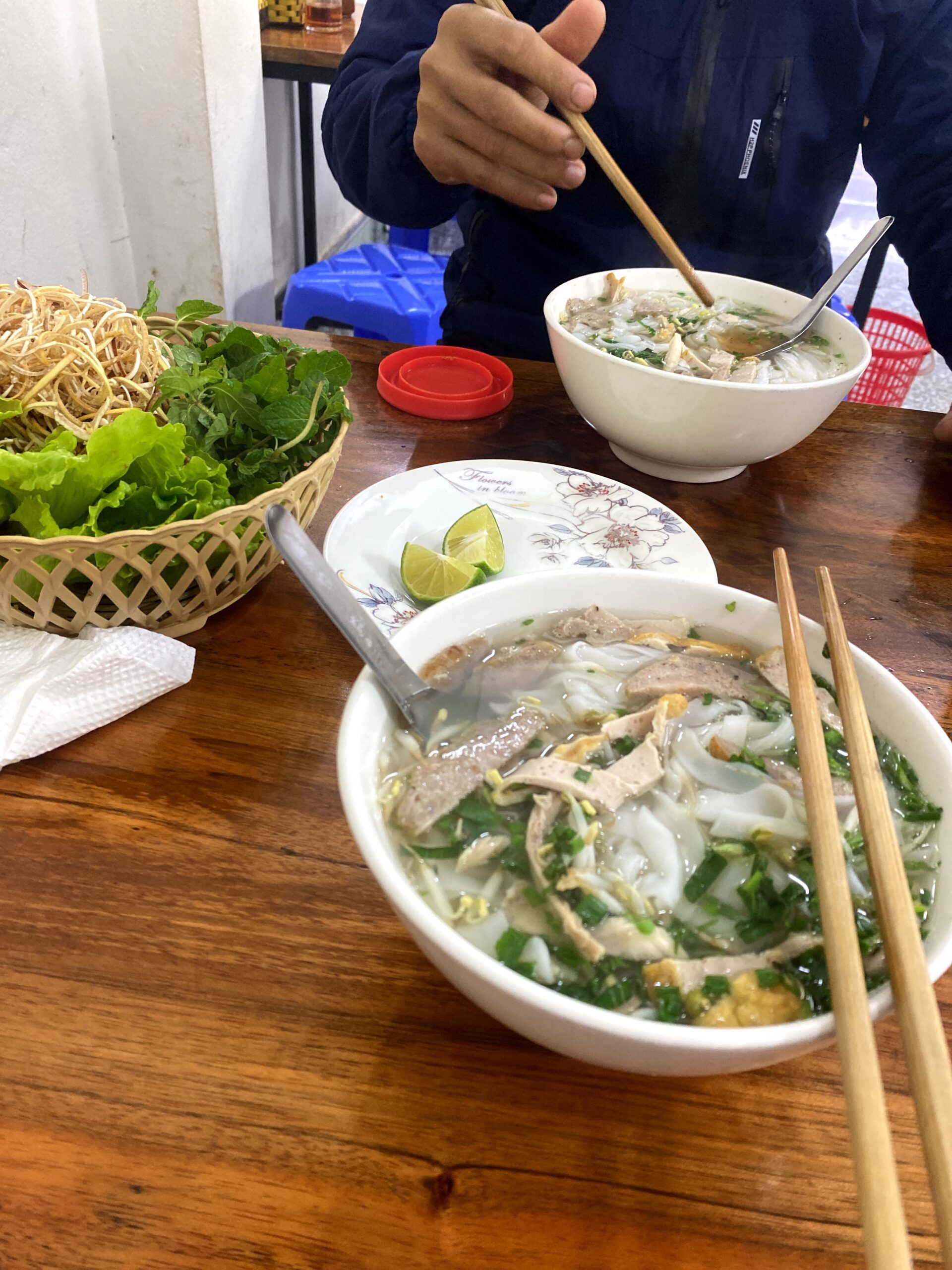 Phở thái tay chợ phiên Dào San
