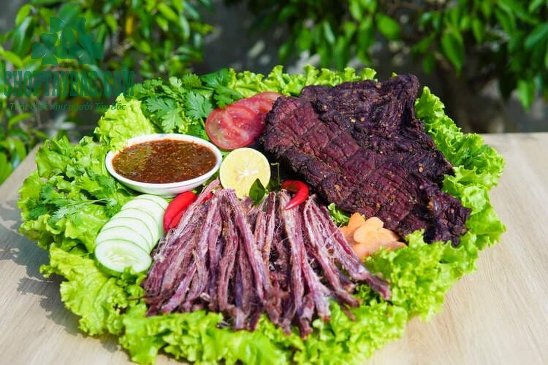 Thịt trâu gác bếp - đặc sản Tây Bắc