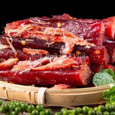 Thịt nai gác bếp trên bàn nhậu