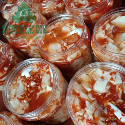 Măng tre ngâm tỏi ớt đóng hộp 1 kg