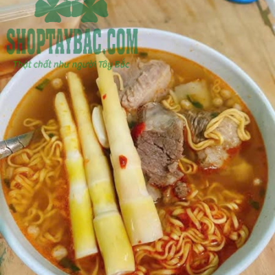 Măng trúc ngâm tỏi ớt ăn kèm mỳ tôm, bún, phở
