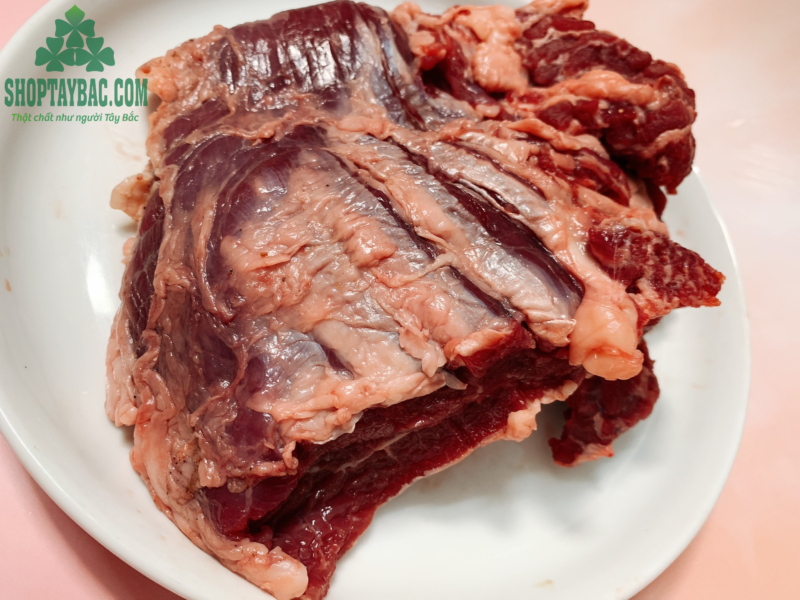 Thịt bò bản (1kg tươi sống)