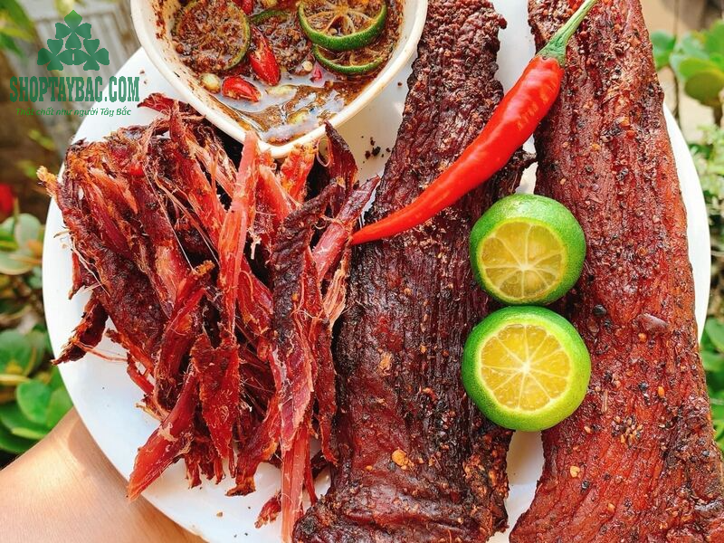 Thịt bò gác bếp