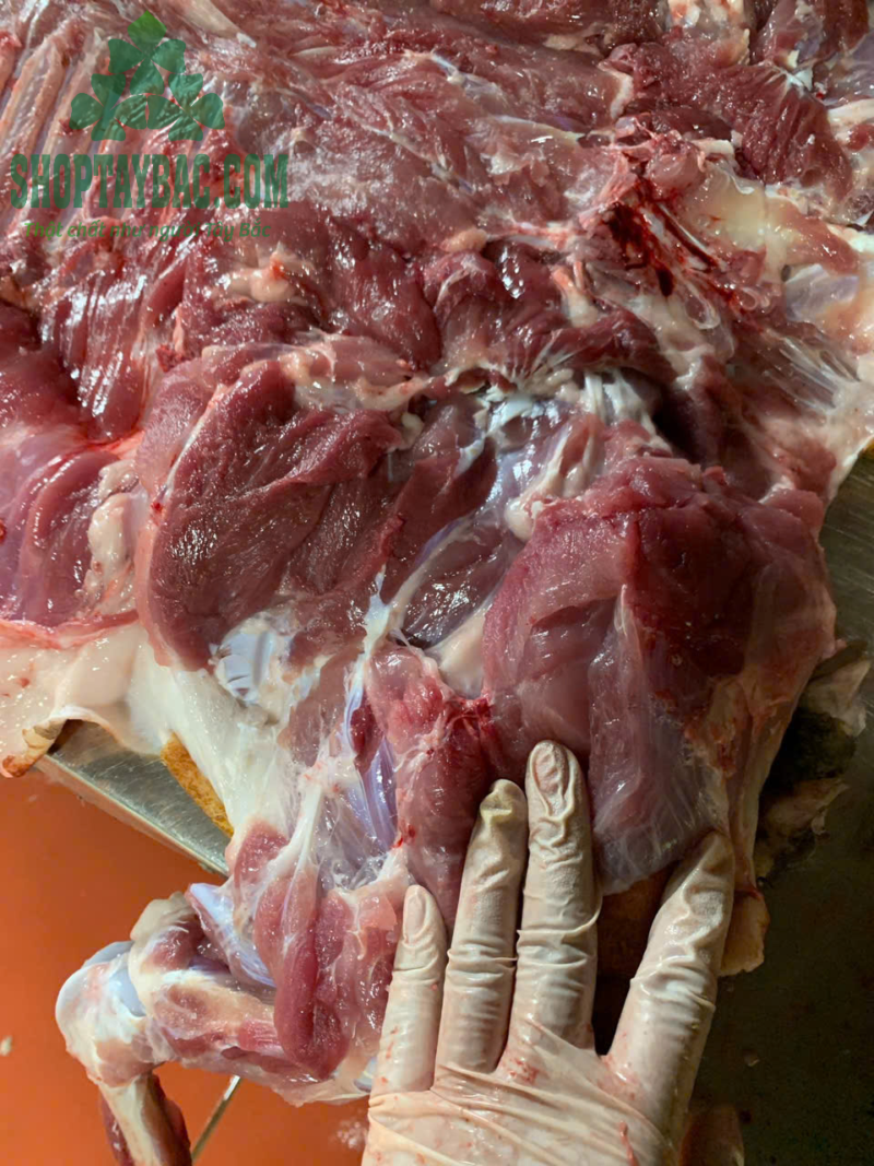 Thịt lợn mán đen (1kg thịt tươi sống)