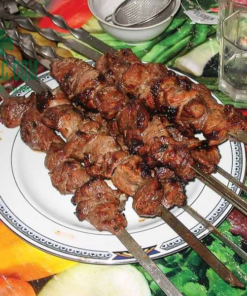 Thịt ngựa nướng xiên