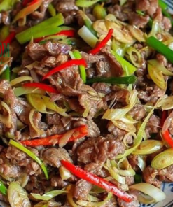 Thịt ngựa xào xả ớtThịt ngựa xào xả ớt