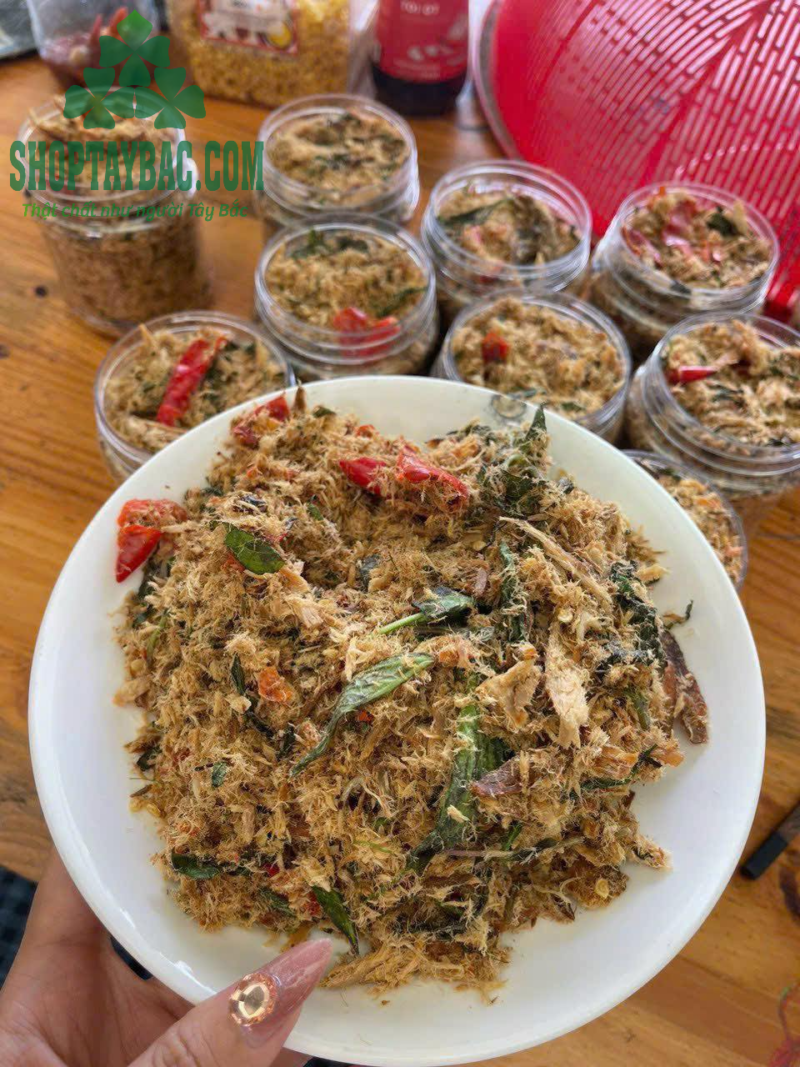 Cá Lục Khô Giã Tỏi Ớt (200gr)