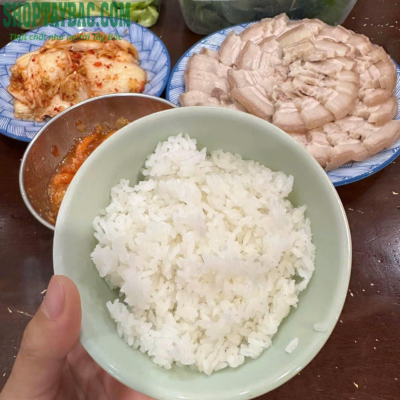 Cơm từ gạo séng cù hạt tròn Mường Lò