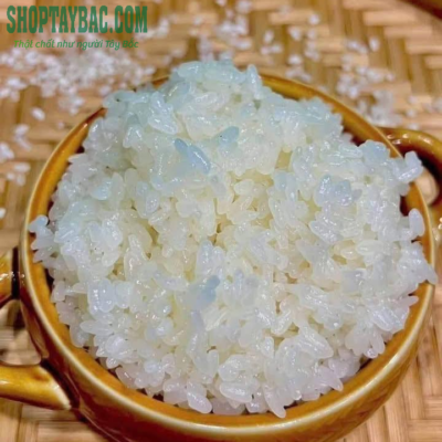 Cơm từ gạo séng cù tròn Mường Lò