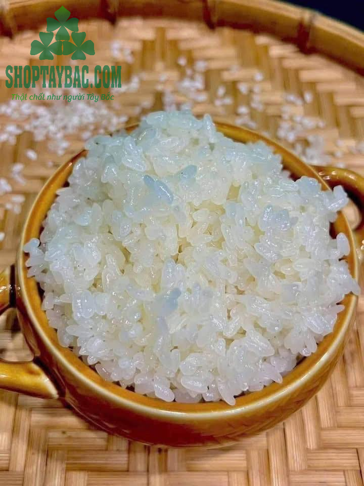 Cơm từ gạo séng cù tròn Mường Lò