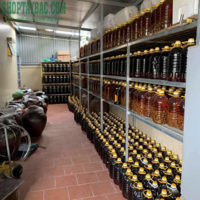 Rượu mơ đóng can 5 lít gửi khách xa
