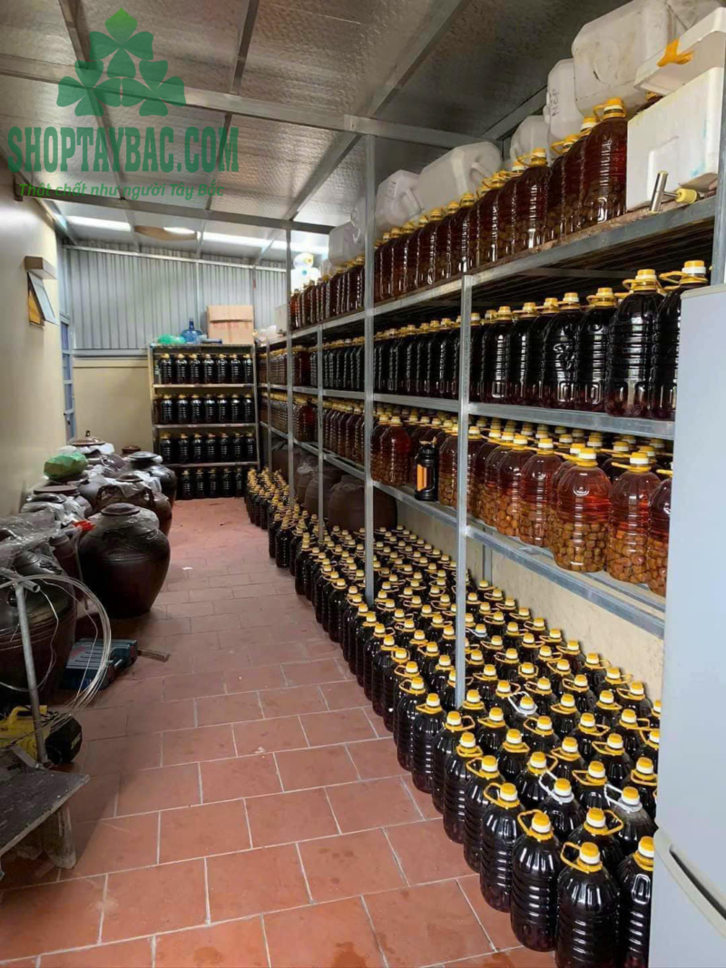 Rượu mơ má đào Mộc Châu (1 lít)