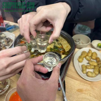 Rượu tam giác mạch đặc sản Hà Giang