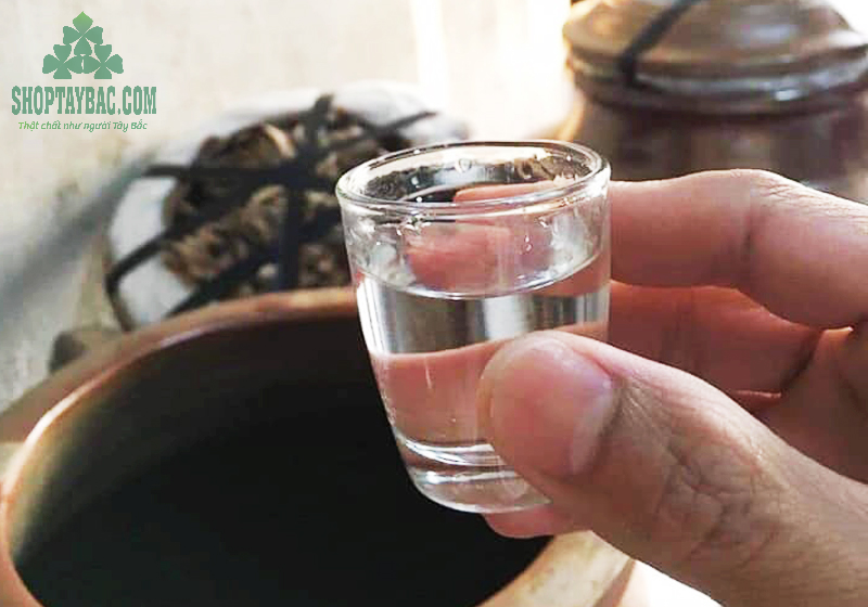 Rượu nếp quê nhà nấu (1 lít)