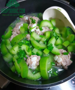 Canh bí phấn trắng nấu xương
