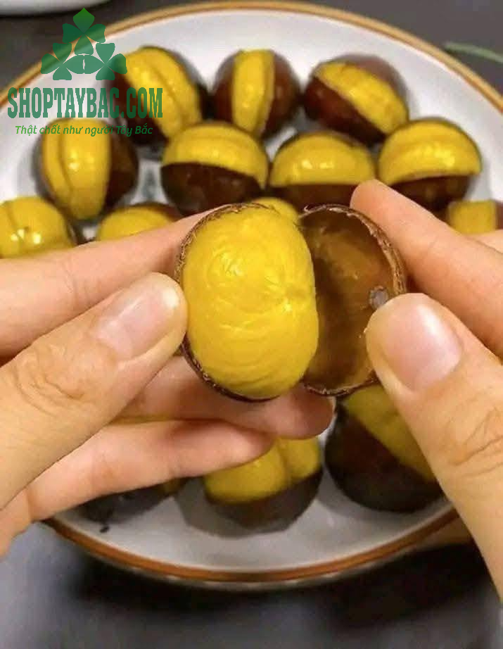 Hạt dẻ hấp, nướng được rất nhiều người yêu thích