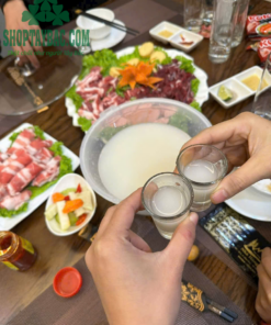 Rượu cốm sữa thơm ngon phù hợp cho các buổi liên hoan, hội nghị