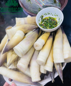 Măng vầu luộc chấm chẩm chéo